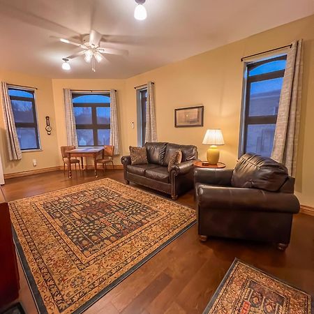 Goldfinch Suites Elkader المظهر الخارجي الصورة